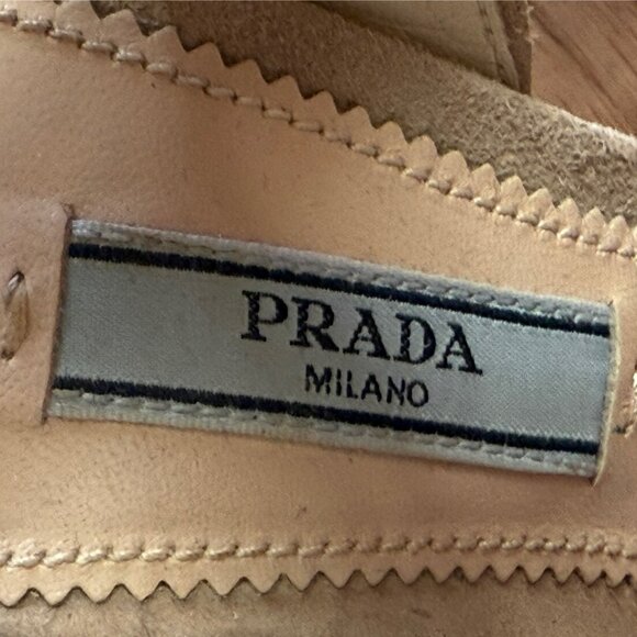 Rare and unique Prada platform sandals! - Picture 4 of 10